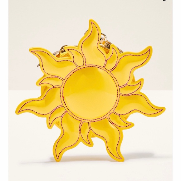 Bath & Body Works Accessories - BBW Repunzel coin sun